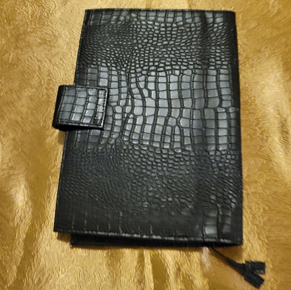 Wallet - Picture 3 of 3